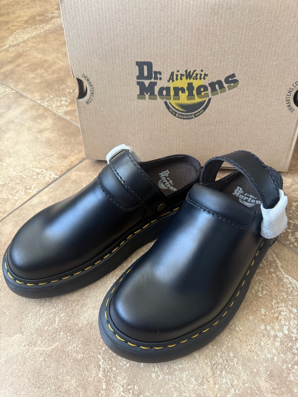 NWT Dr. Martens Women Black Leather Laketen Altas Platform Slingback Mule, 38